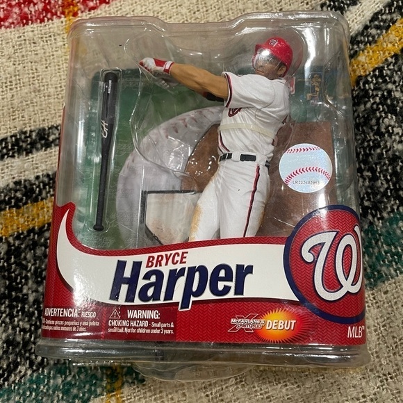 mc farlanes Other - BRYCE HARPER FIGURINE